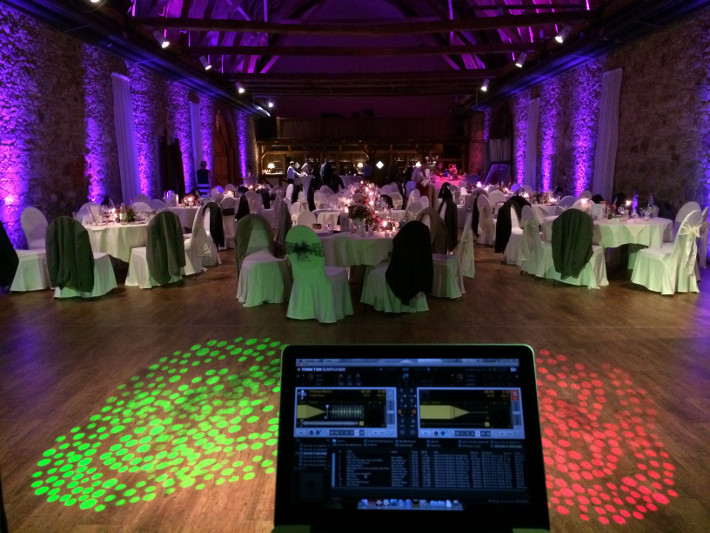 DJ Raiko auf einer Hochzeit im Koster Niembschen Grimma