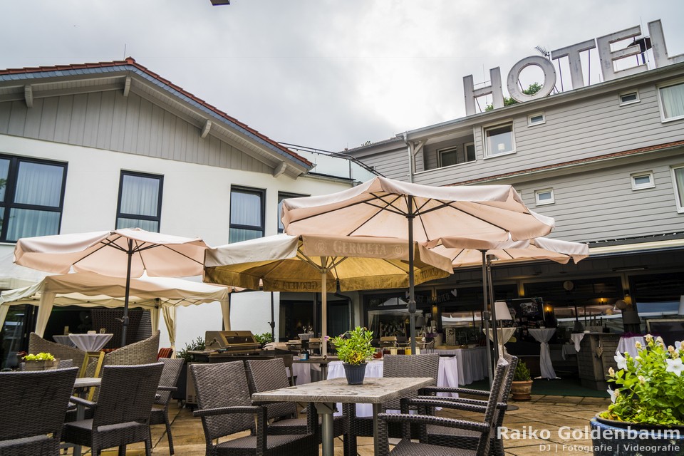 Hotel Ahrenberg Hochzeit Terrasse